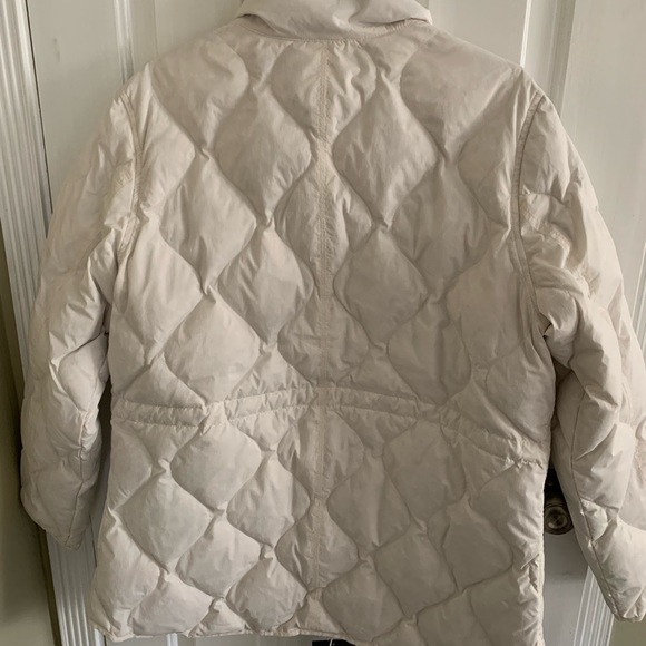 Women’s white North Face jacket - Picture 2 of 3